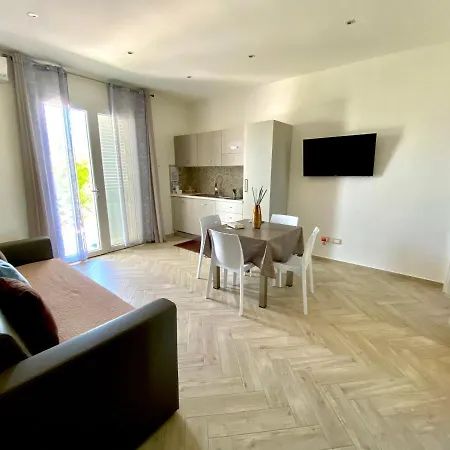 Apartment Lux *